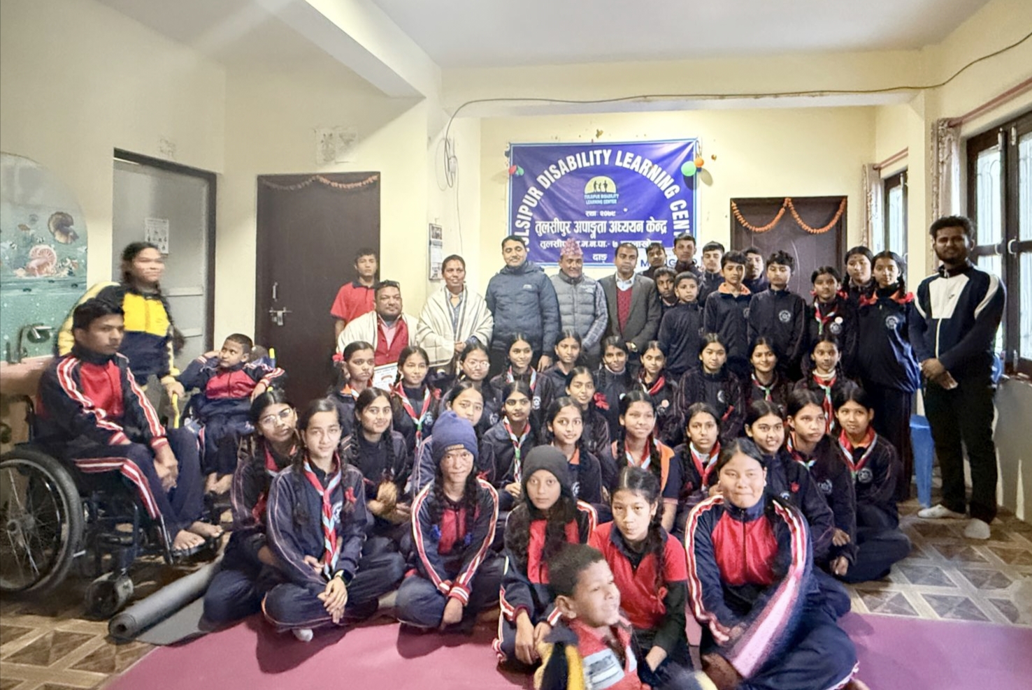 मेरीगोल्ड स्कुलका विद्यार्थीद्वारा खाजा खर्च कटाएर खाद्यान्न सहयोग