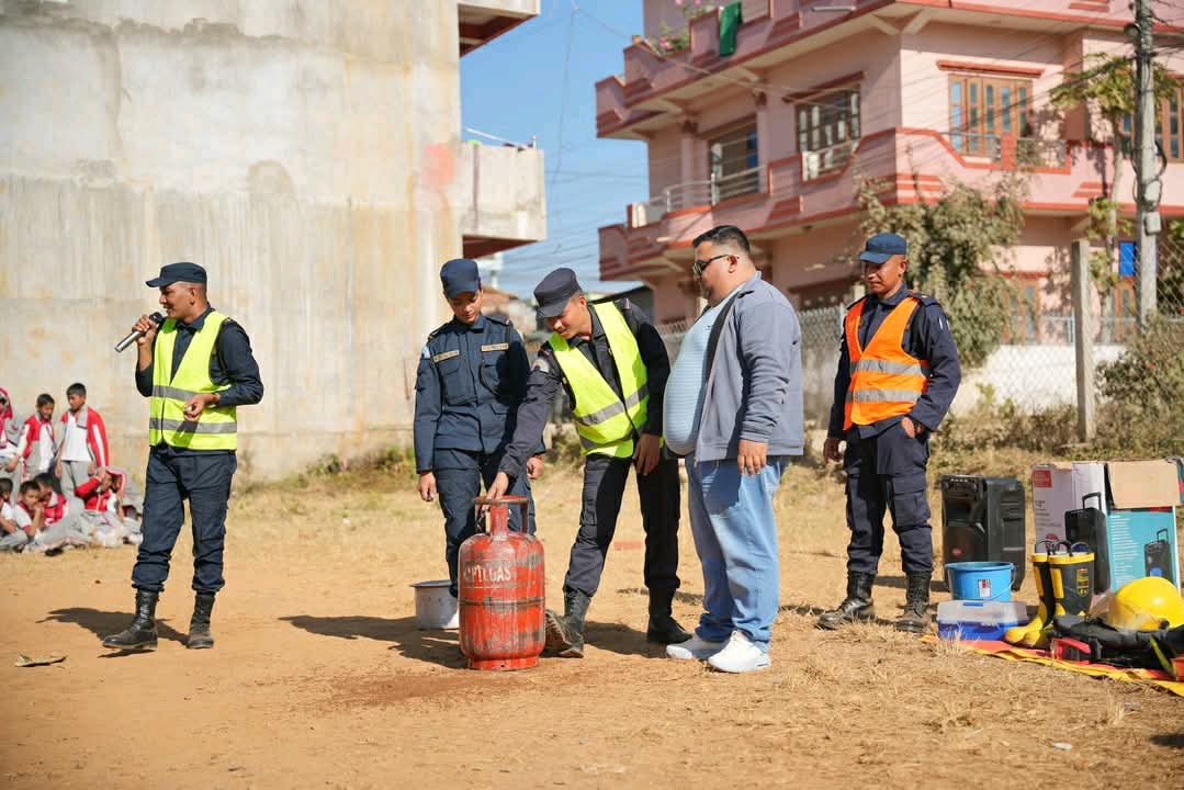 लक्ष्य एकेडेमीमा विपत् व्यवस्थापन सम्बन्धी विशेष प्रशिक्षण सम्पन्न