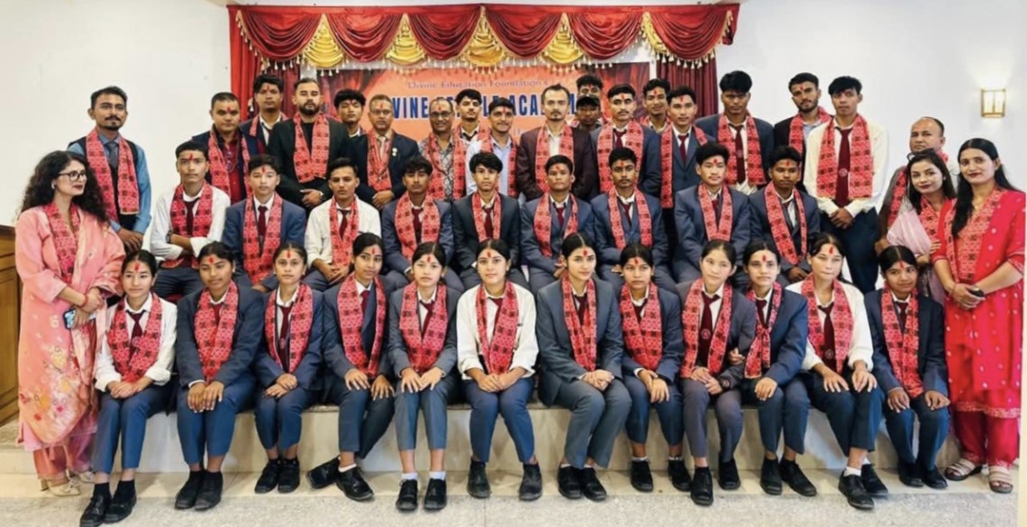 डिभाइन टेम्पल एकेडेमी कक्षा ११ का विद्यार्थीलाई भव्य स्वागत