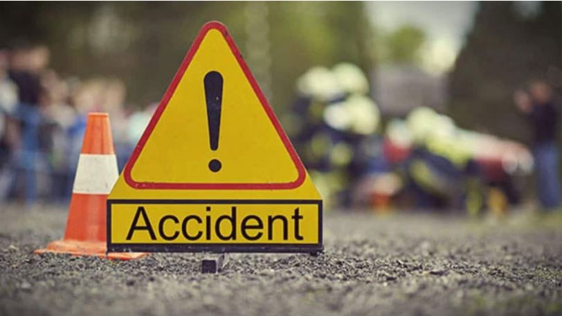 तुलसीपुरमा लाइसेन्स नभएको कर्मचारीले चलाएको गाडीको ठक्करबाट दुईजना घाइते